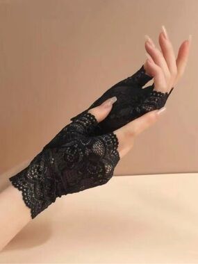 Black Lace Fingerless Gloves for Women Costume Concert Goth Elegant Lightweight